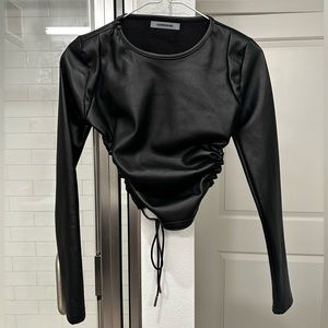 Manière De Voir ‘Vegan Leather Backless Top’ in black // size 2